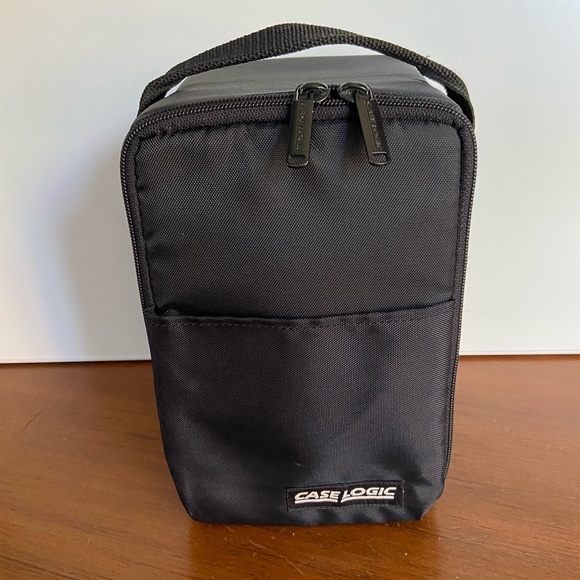 Vintage Case Logic 15 CD Portable Storage / Carrying Case, Black, 1 of 2 - Picture 1 of 9